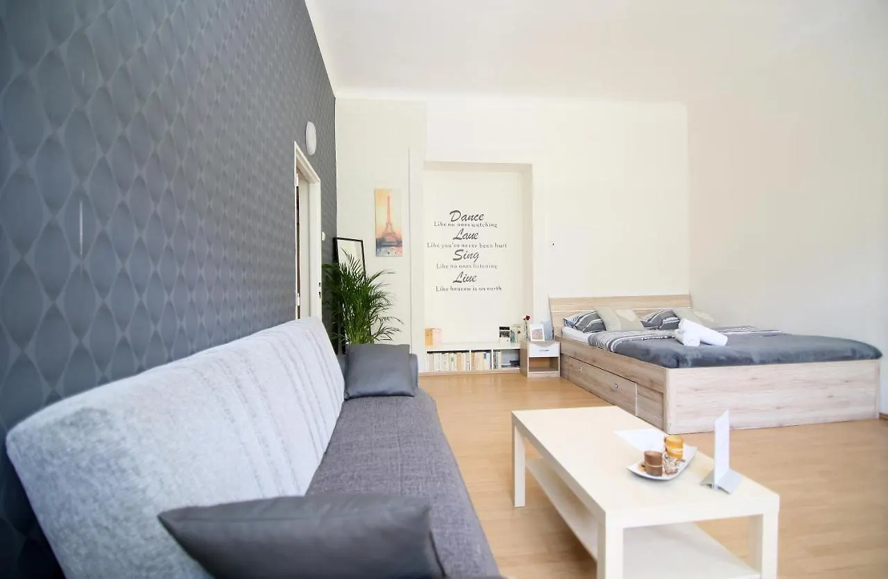 Beautiful Apartments Ujezd Prag