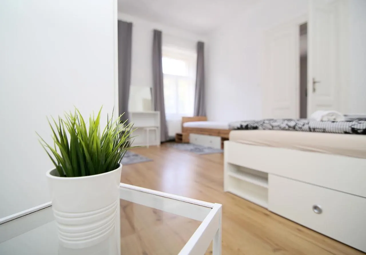 Beautiful Apartments Ujezd Prag