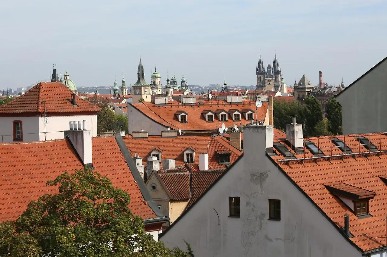 Beautiful Apartments Ujezd Prag