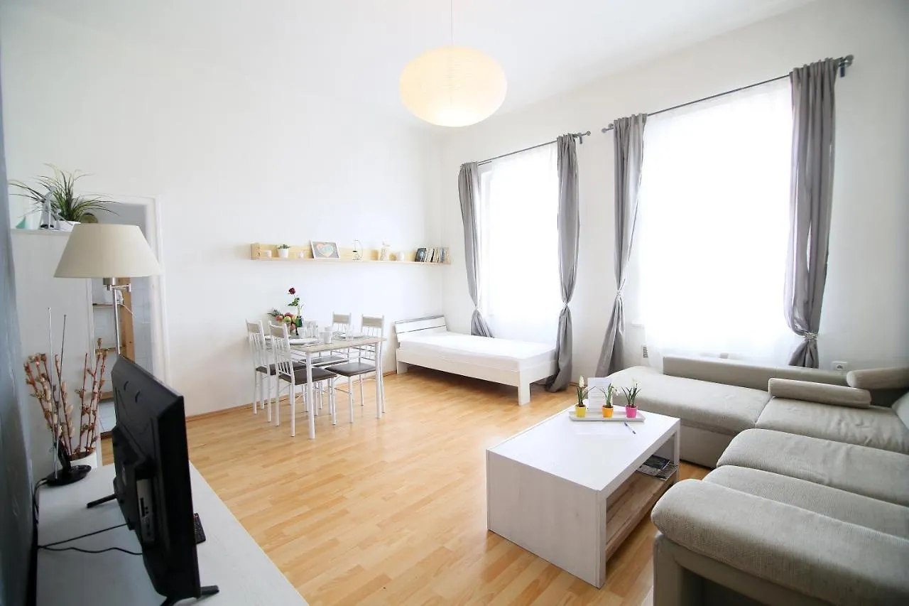 Beautiful Apartments Ujezd Prag 0*,  Tjeckien