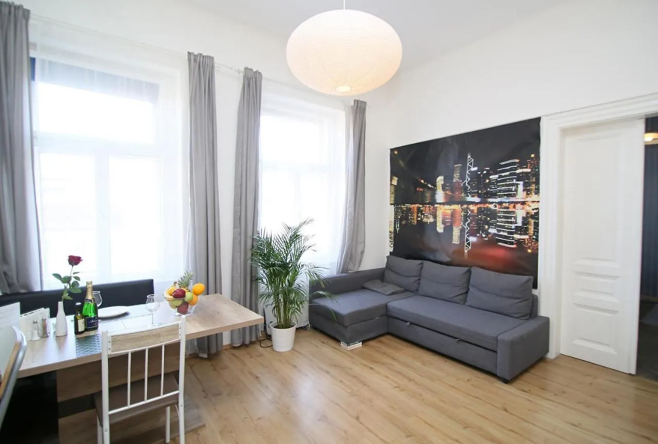 Beautiful Apartments Ujezd Prag